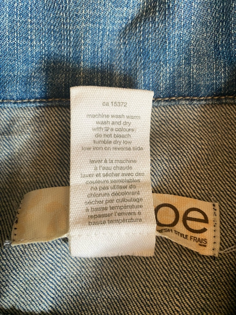 Joe Fresh Size L Light Wash Distressed Denim Jacket Super Cute - Picture 10 of 10